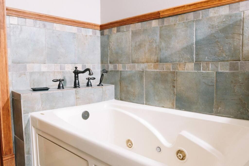 Relaxingrejuvenating 4Br 3 And Half Ba Cabin Munds Park Extérieur photo